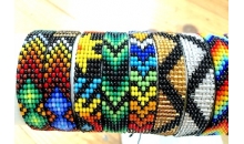Kamtse Handloom beaded Narrow bracelet